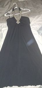 Cute little black dress 😍